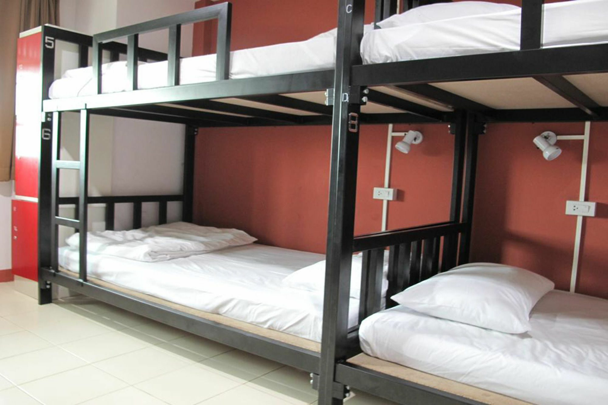 Rada Arak 79/4 Hostel Чиангмай Экстерьер фото